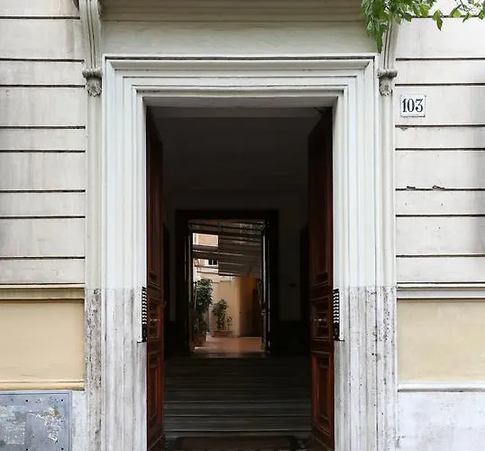 Residenza Crescenzio Rome